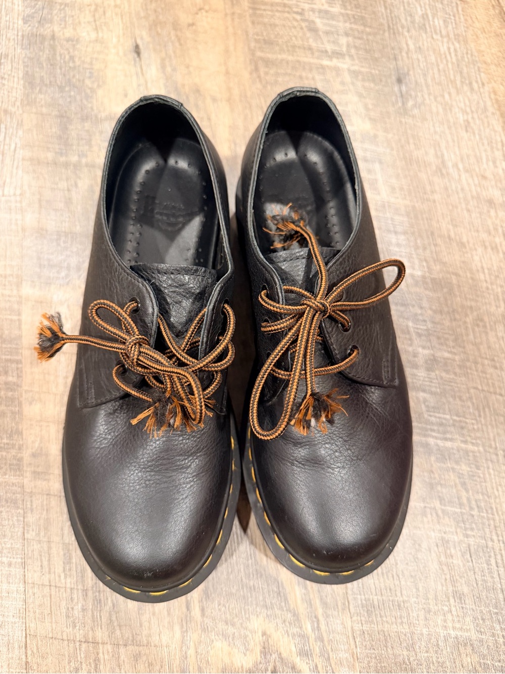 Dr. Martens soft leather oxfords size 7/38